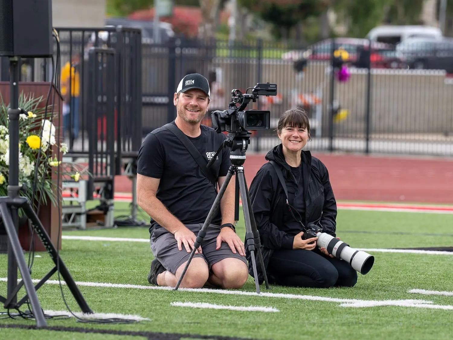 PHOTOS & PERSPECTIVES PHOTOS & PERSPECTIVES